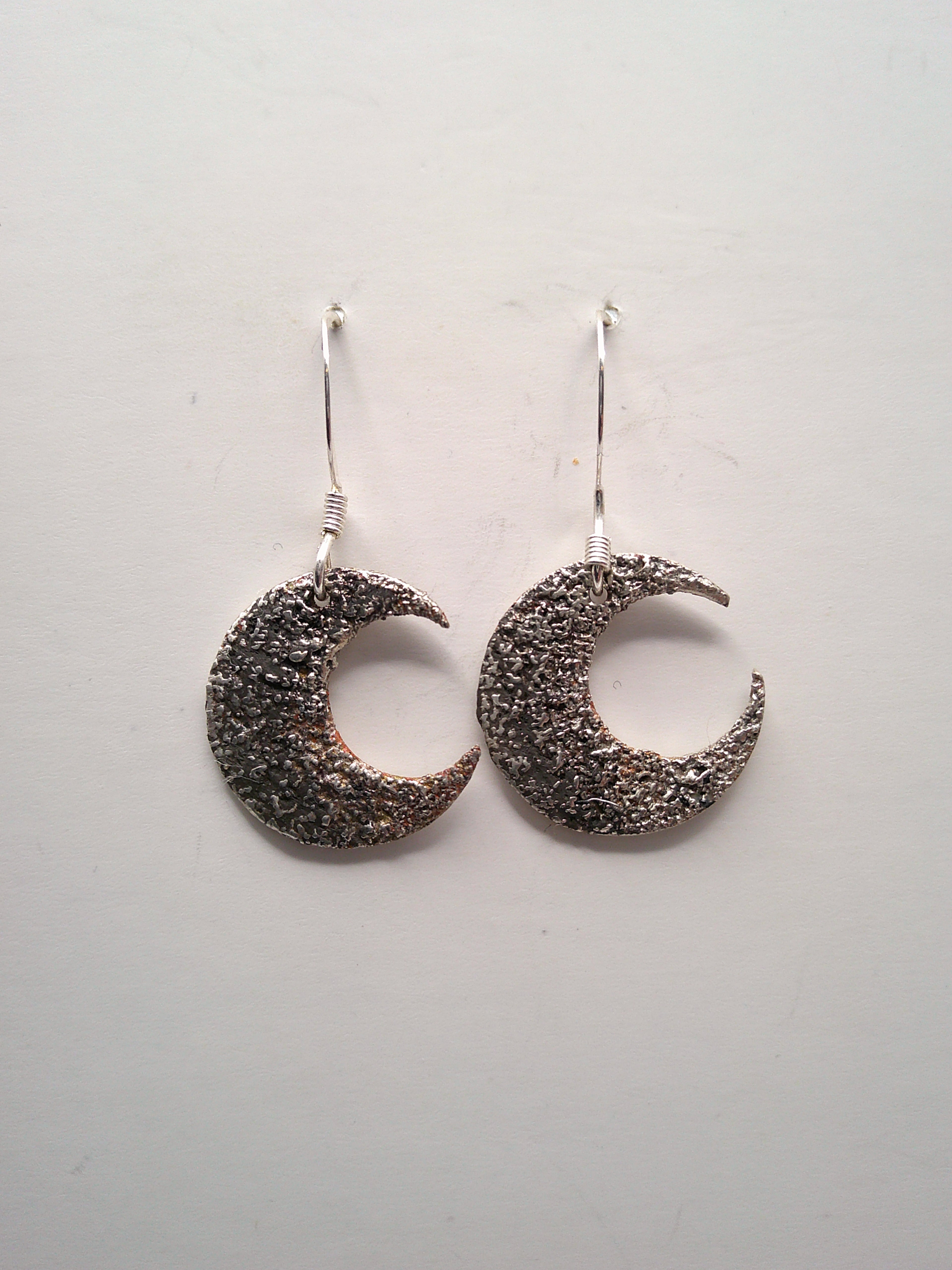 Crescent Moon Earing